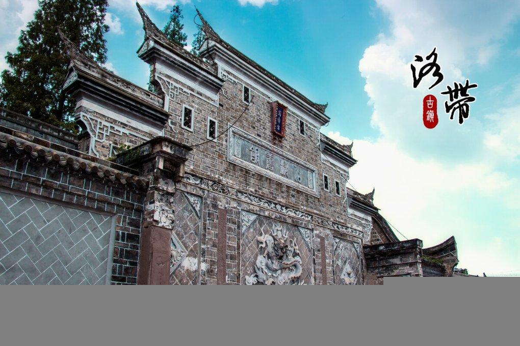 霞光：高大霞离开后刘曼丽就哭了起来，如何评价刘曼丽？游戏画面
