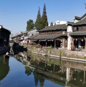 霞光：高大霞离开后刘曼丽就哭了起来，如何评价刘曼丽？游戏画面